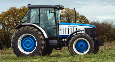 tractor