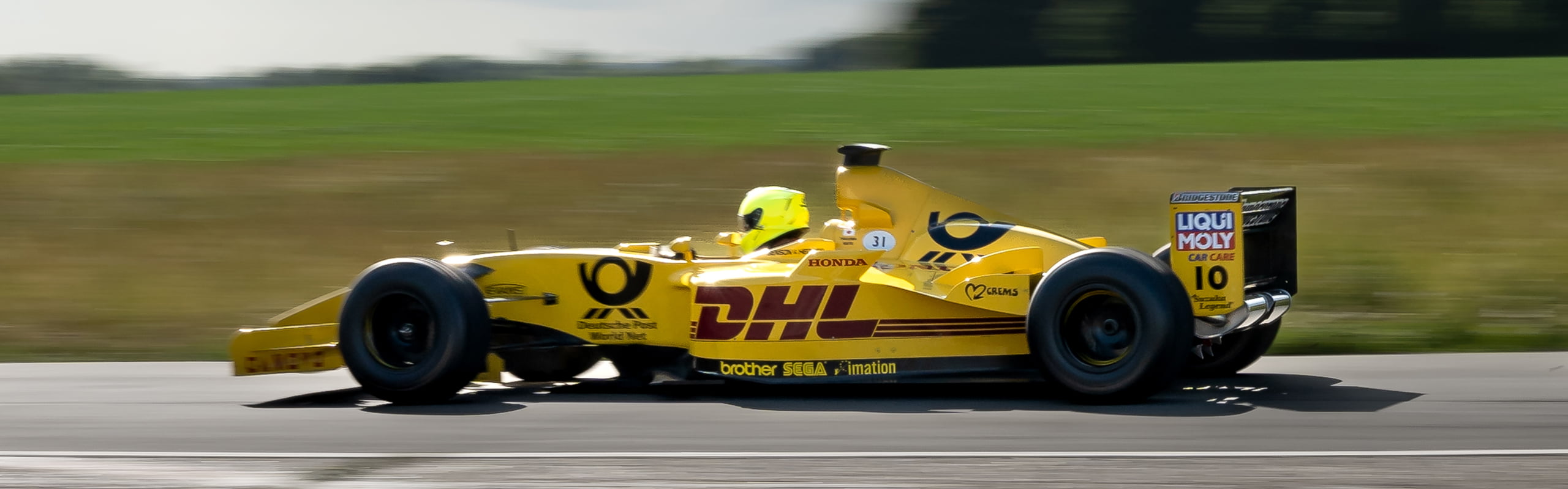 Jordan F1 Car experience taking place on track